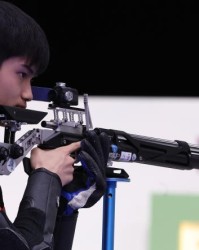 乐鱼体育官网-光靠干饭就夺冠？盛李豪：后面的比赛仍充满挑战