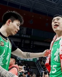 乐鱼网官网-张镇麟：韩德君承受压力很不容易，望他退役后享受家庭时光